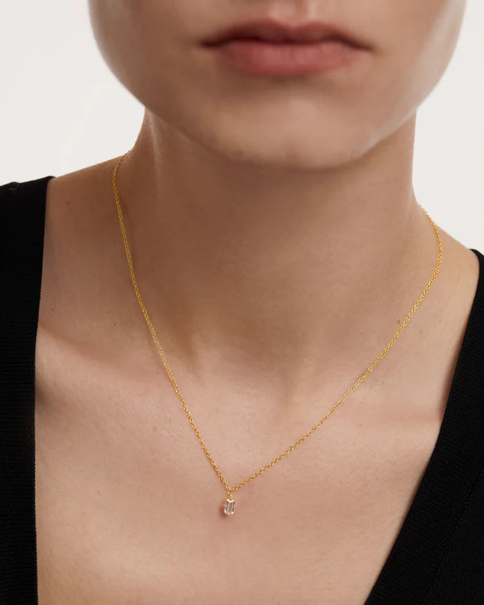MIA NECKLACE