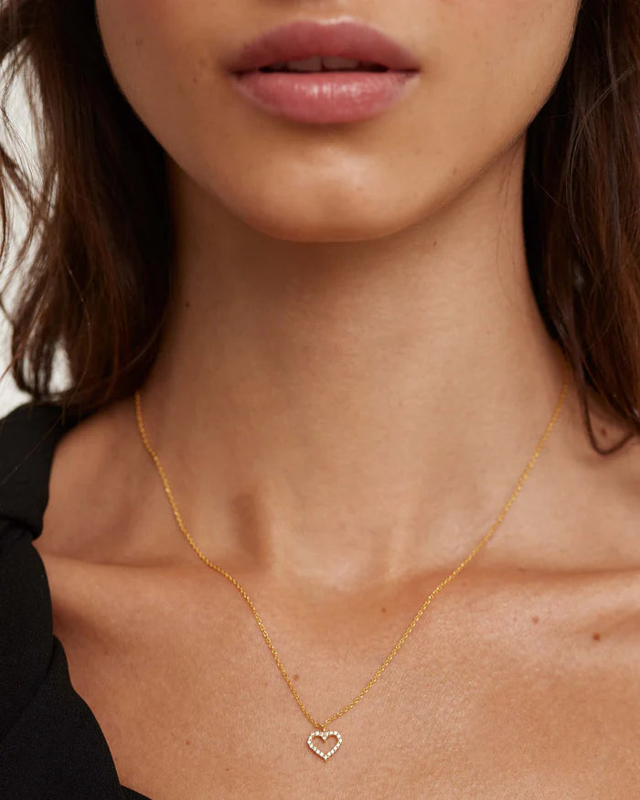 WHITE HEART GOLD/SILVER NECKLACE