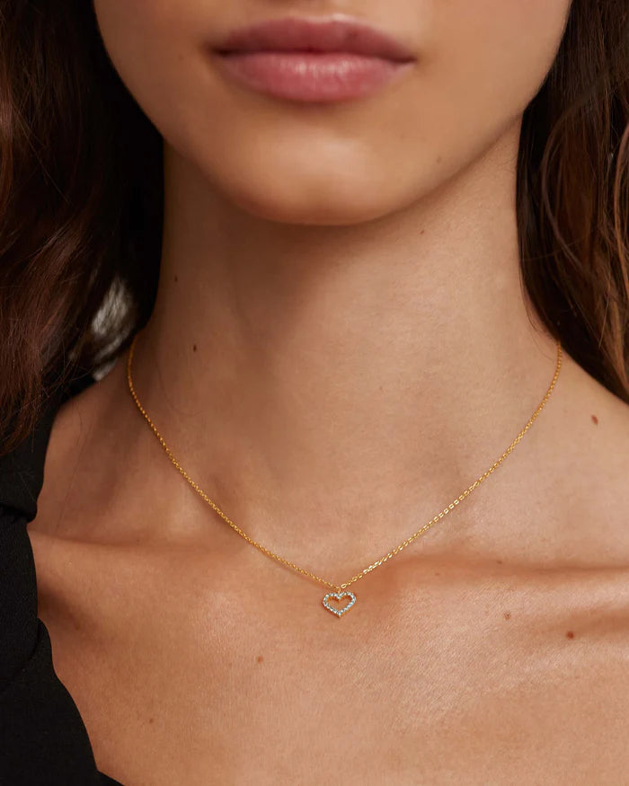 HEART NECKLACE