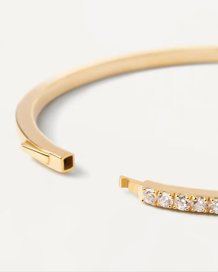 APRIL BANGLE